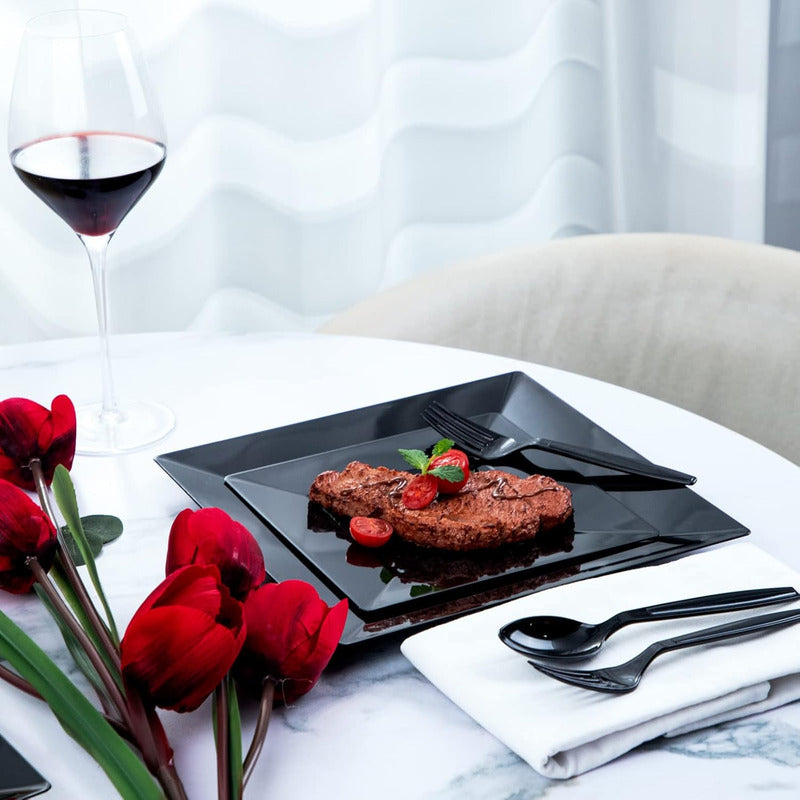 Platos Cuadrados Ibiza Negro · Set 50 piezas Premium